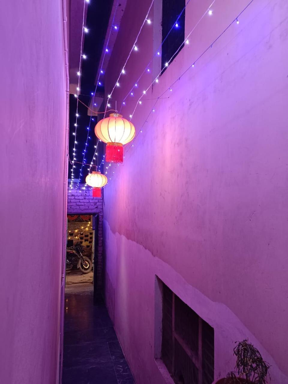 Jpm Guest House Varanasi Exteriör bild