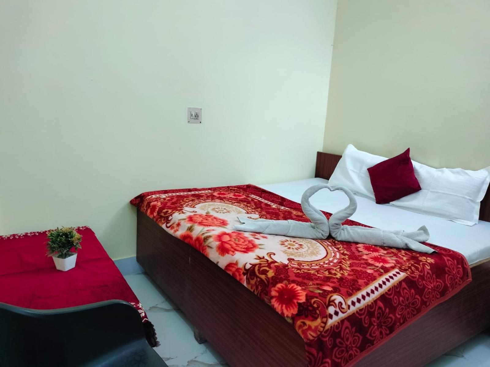 Jpm Guest House Varanasi Exteriör bild