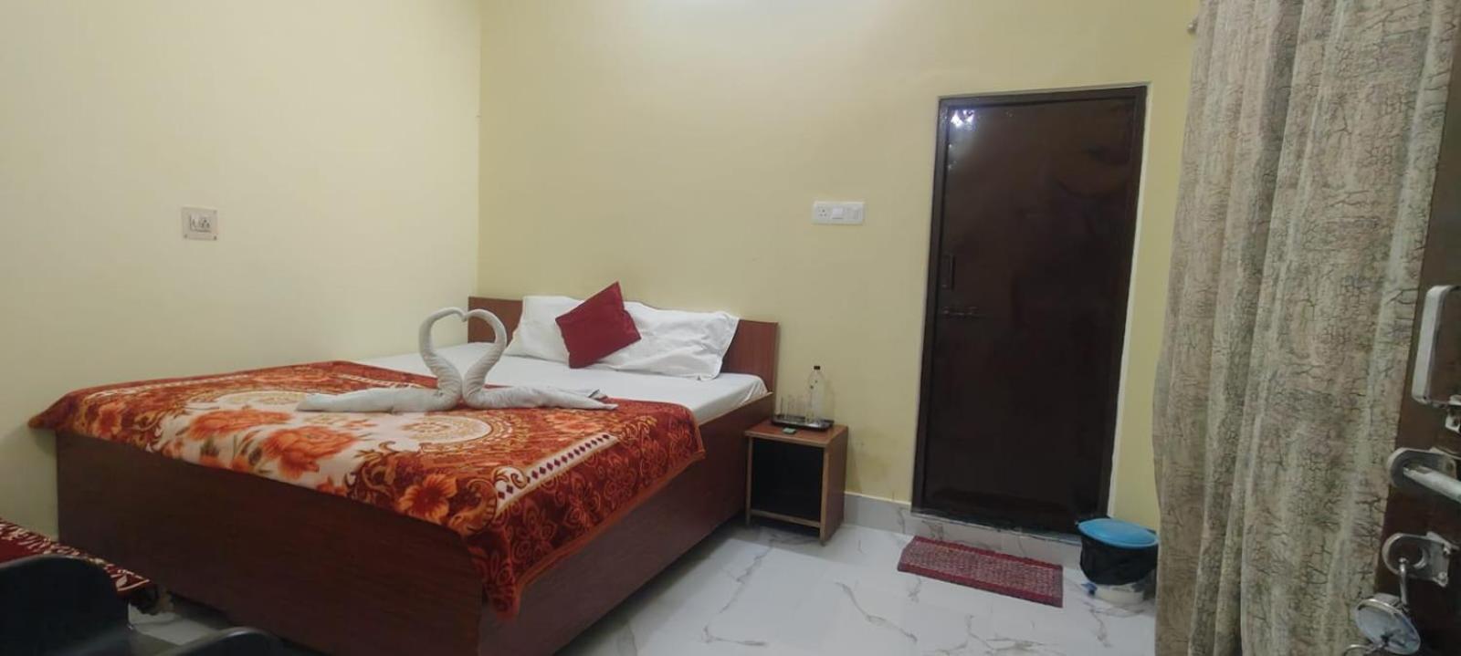 Jpm Guest House Varanasi Exteriör bild